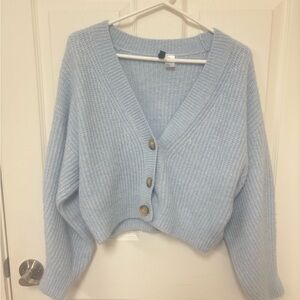 H&M Light Blue Cropped V-Neck Button Cardigan